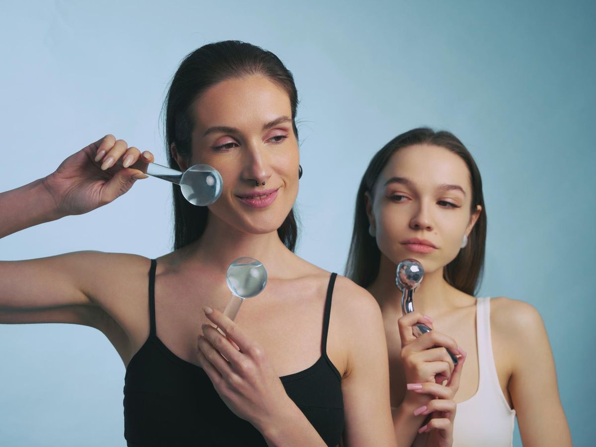 Jak nowoczesne trendy zmieniają pielęgnację włosów i paznokci